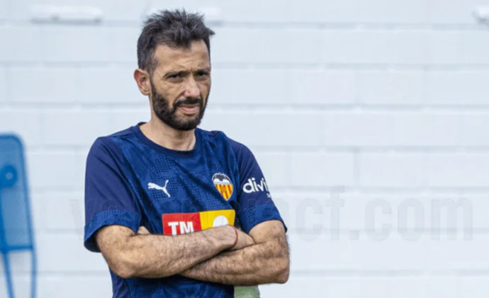 Corberán ensayó once para visitar al Barcelona