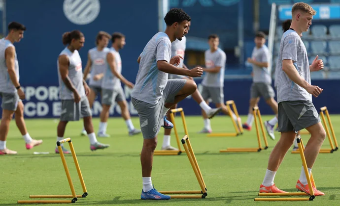 Koleosho, Pickel y El Hilali se incorporan a los entrenamientos