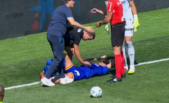 Kiko Femenia tuvo que ser sustituido por un golpe sin aparente importancia