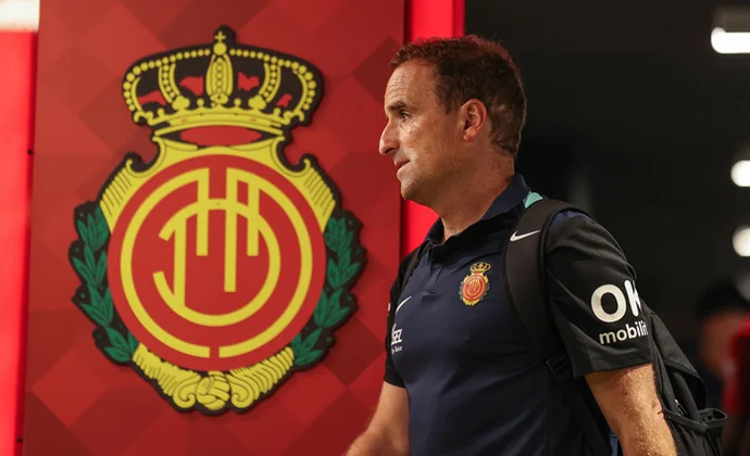 El profesor Jagoba, entre acertar con el sistema y enderezar el aula