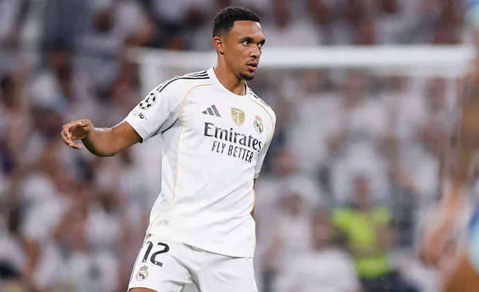 Parte médico oficial de Trent Alexander-Arnold y periodo estimado de baja