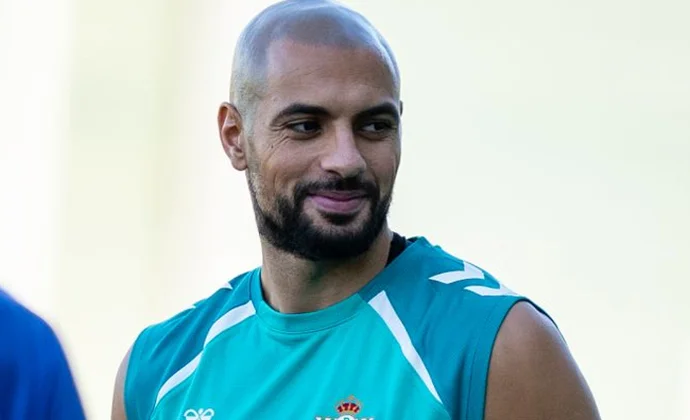 Diario de Sevilla apuesta por Bartra, Abde y un descanso para Fornals