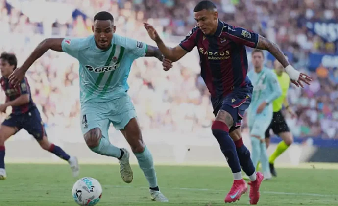 Arriaga gusta en sus primeros minutos e irá ganando más protagonismo