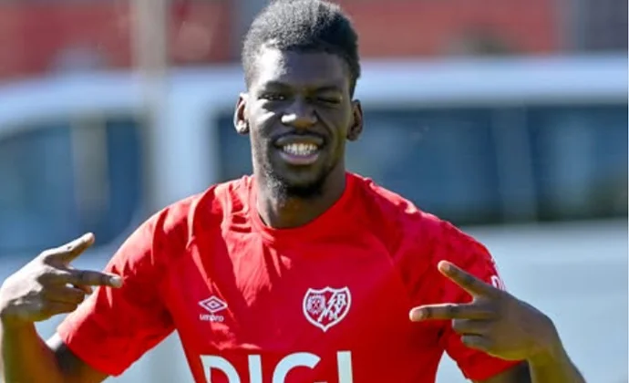 Nteka ya entrena con el grupo e Íñigo Pérez sigue pendiente de Fran Pérez