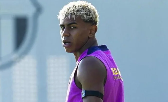 Yamal mejora, entrena en la Ciutat Esportiva y volverá la semana que viene