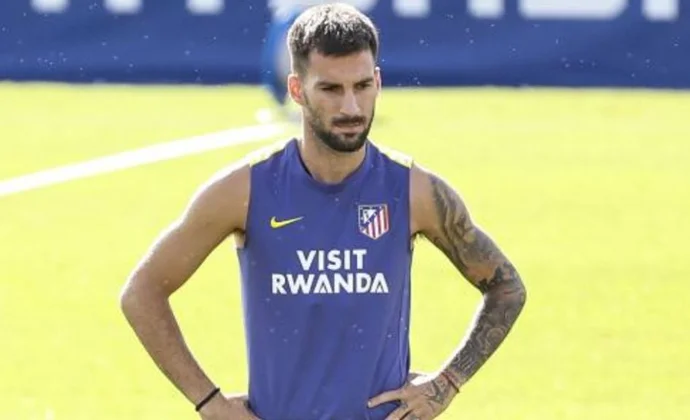 Baena apunta a la convocatoria contra el Rayo Vallecano