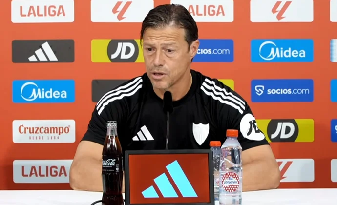 Almeyda esconde su portero titular y habla de Vlachodimos, el sistema de juego y el Alavés