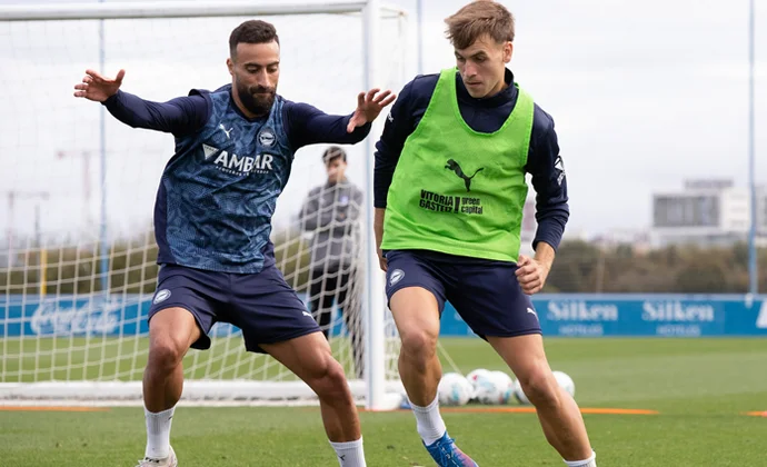 El Alavés retoma los entrenamientos con algunos cambios en mente