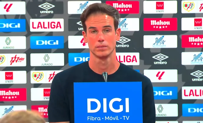 Íñigo Pérez se muestra insatisfecho y habla de Espino, Becerra, Pathé Ciss, Vertrouwd y los movimientos tácticos