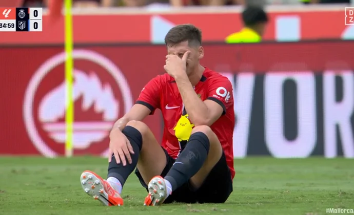 Kumbulla cae lesionado en el partido contra el Atlético de Madrid