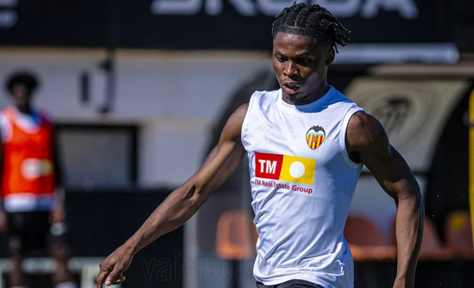 El Valencia retoma los entrenamientos sin secuelas físicas