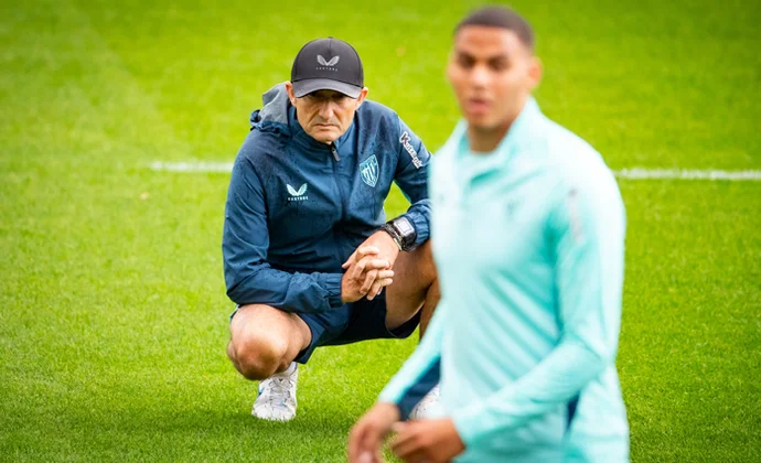 Nico Williams hace parte de la sesión y Valverde esconde la convocatoria