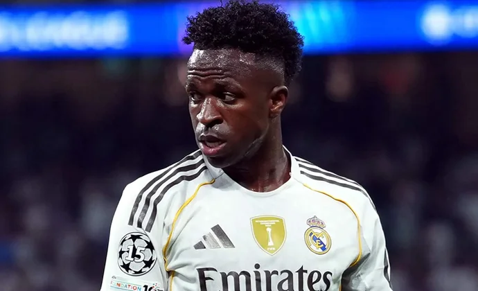 Vinicius deja de ser imprescindible con Xabi Alonso