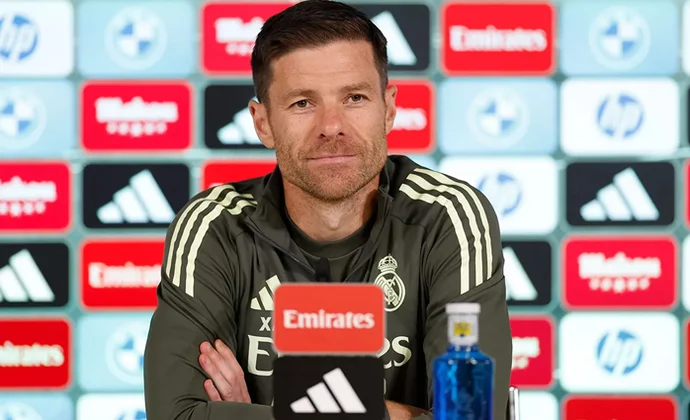 Xabi Alonso habla de Vinicius, Carreras, Camavinga, Bellingham, Tchouaméni, Mbappé y el Levante