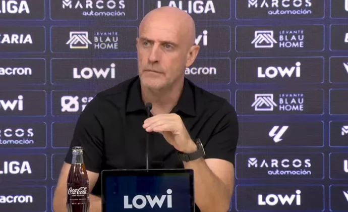 Calero analiza la derrota y habla de Manu Sánchez, Víctor García, Toljan, Etta Eyong, Dela, Moreno, Arriaga y Pablo Martínez