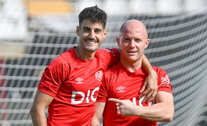 El Rayo Vallecano completa la sesión del martes sin los tres lesionados