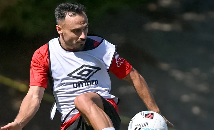 El Rayo termina de preparar la cita contra el Sevilla sin los tres lesionados