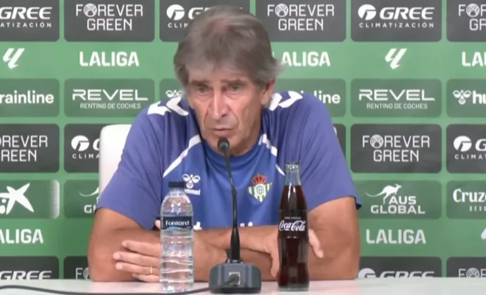 Pellegrini habla de Bellerín, Amrabat, Deossa, Isco, Llorente, Bartra, Natan, Fornals, Marc Roca y Osasuna