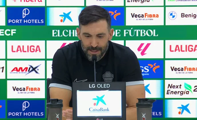 Sarabia celebra el triunfo y habla de Álvaro, la portería, el sistema y el momento del equipo