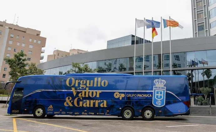 El Real Oviedo se ejercita en el hotel de concentración sin Cazorla ni los lesionados