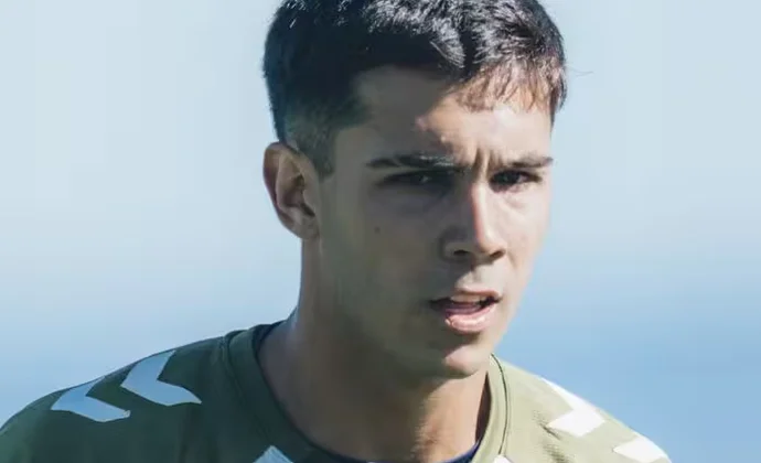 Sotelo se ejercitó con normalidad y sin secuelas del último partido