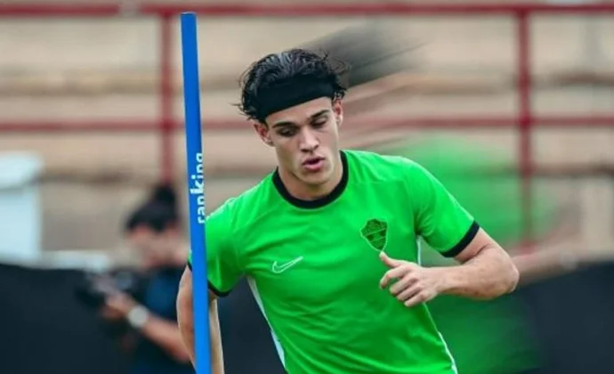 Las pruebas a Héctor Fort confirman una rotura en el aductor