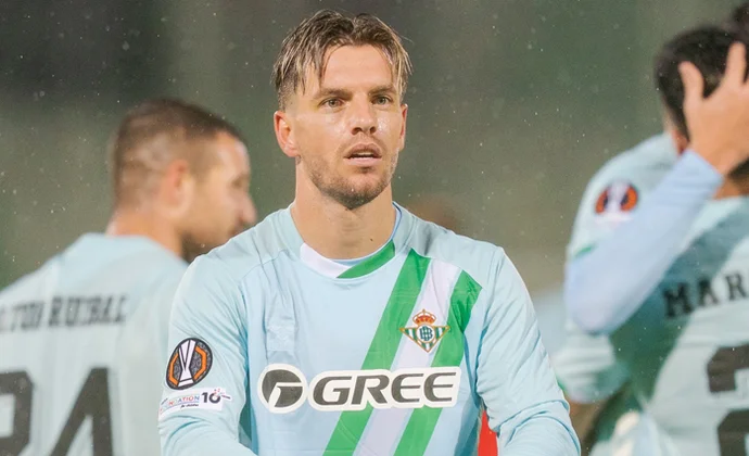 Pellegrini reserva a medio equipo titular para Cornellà y hará seguimiento a Lo Celso y Bellerín