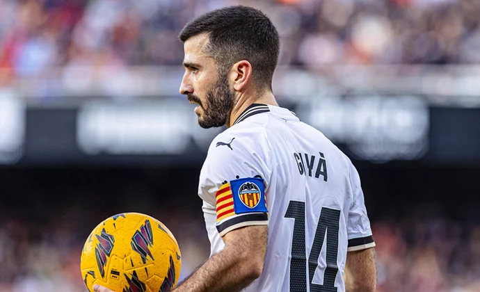 Gayà, duda por molestias en el orgullo