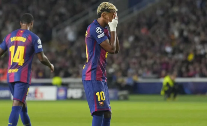 Lamine Yamal recae de sus molestias en el pubis