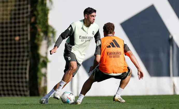 El Real Madrid completa otra sesión pendiente del regreso de Huijsen