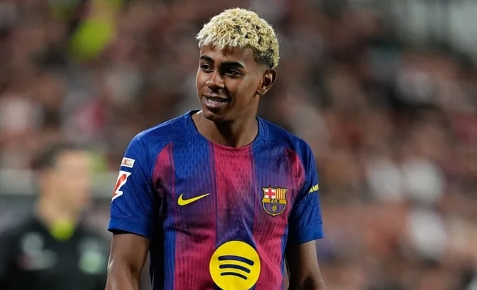 Optimismo con Yamal para que tenga minutos contra el Girona y sea titular contra Olympiacos