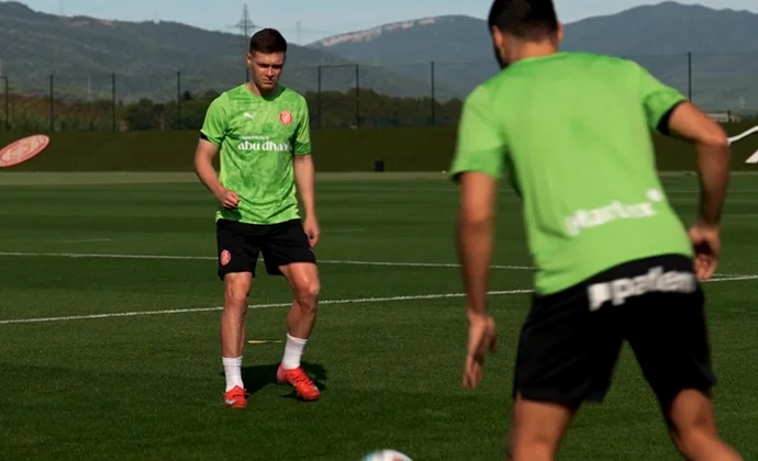 Lemar sigue quemando etapas con el grupo. Tsygankov y Abel Ruiz cada vez más cerca