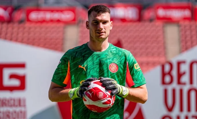 Livakovic empieza a estar molesto y solicitará rescindir la cesión si Míchel no le da una oportundiad