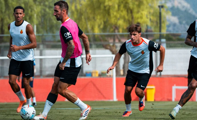 El Mallorca cierra la semana de trabajo sin los tres lesionados