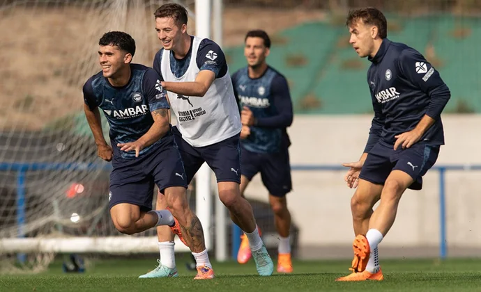 El Alavés avanza en su semana de trabajo pendiente de Calebe, Diarra, Mariano y Toni Martínez