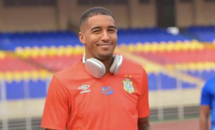 Pickel se recupera del golpe y está en el banquillo contra Sudán