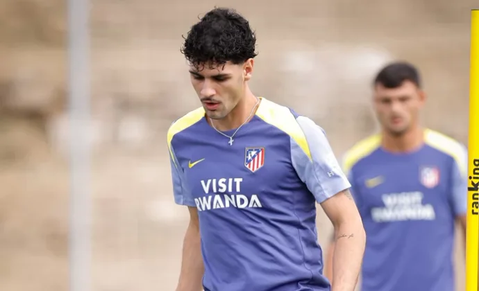 Cardoso se prueba con el grupo, pero se resiente y vuelve a retirarse