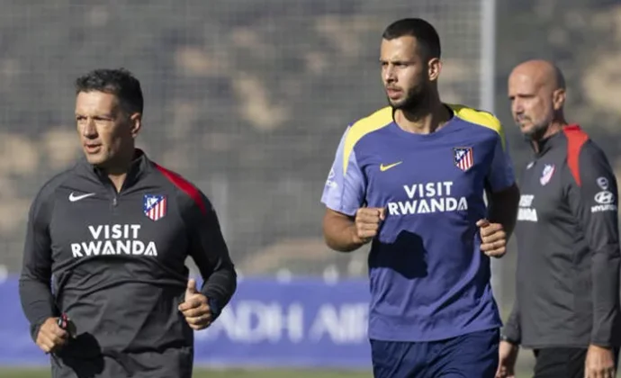 Hancko, del hospital a su selección y de vuelta a Majadahonda en un viaje exprés