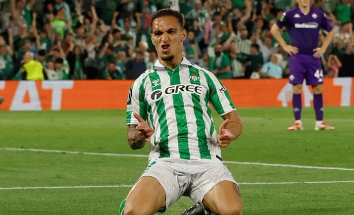 El Real Betis vive la 'versión United' de Antony
