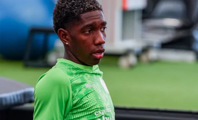 Asprilla trabajó en el gimnasio y mañana hará su única sesión antes del partido