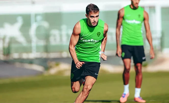 Grady Diangana, única baja a dos días de recibir al Athletic