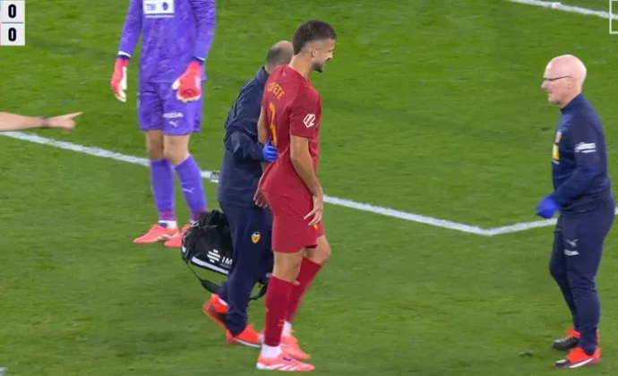 Copete se retira de Mendizorroza con molestias en el cuádriceps