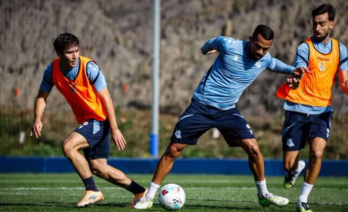 Kubo sigue al margen y Aritz se incorpora tras superar la fiebre