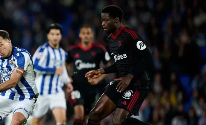 Almeyda, ante un rompecabezas en la medular tras la quinta tarjeta de Agoumé