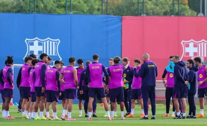 Koundé vuelve al grupo y está listo para el Clásico