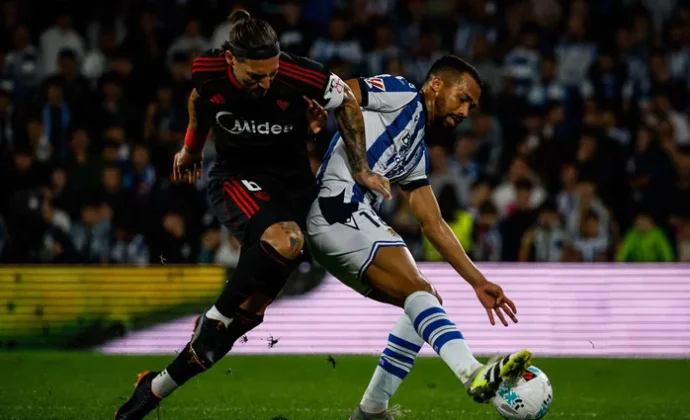 La Real Sociedad esconde el tiempo de baja en el parte médico oficial de Yangel Herrera