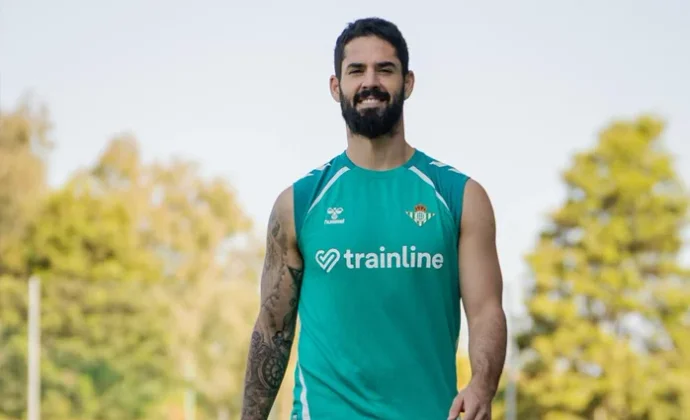Isco,  única baja en la sesión previa al partido contra el Atlético