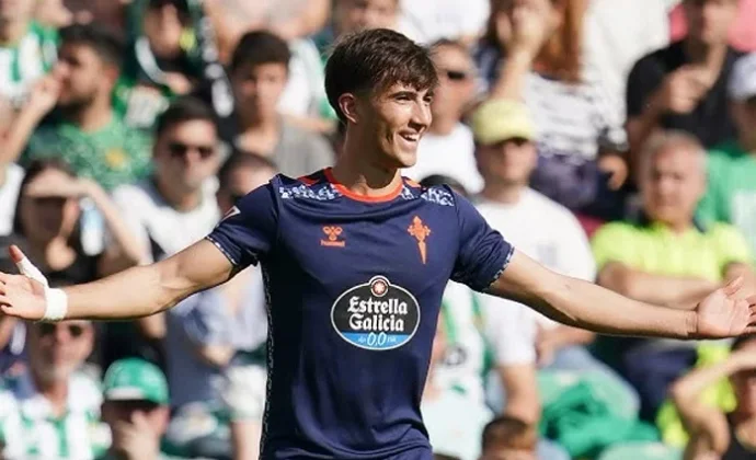 Javi Rodríguez fue baja de última hora en El Sadar por molestias en un pie