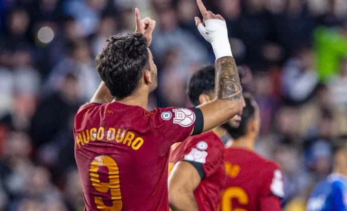 Hugo Duro se retiró con molestias en el estreno de Copa