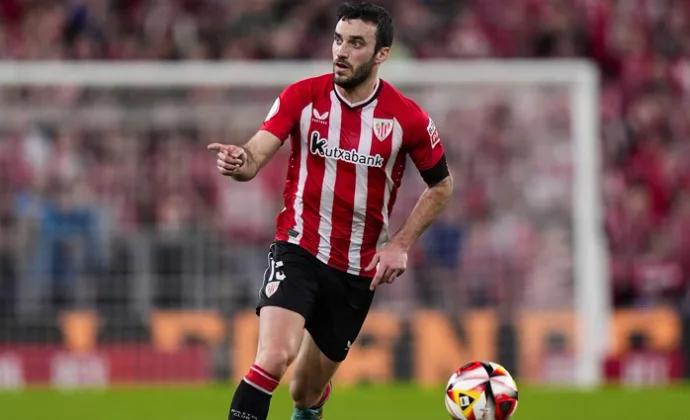 Competición sanciona a Lekue con dos partidos